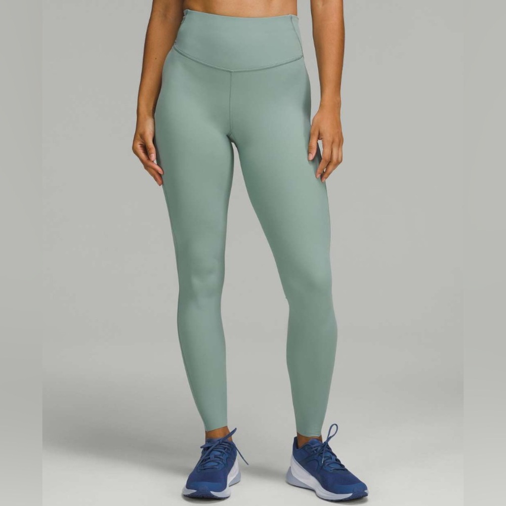 Lululemon base pace 28” legging. Size 4. Misty glade